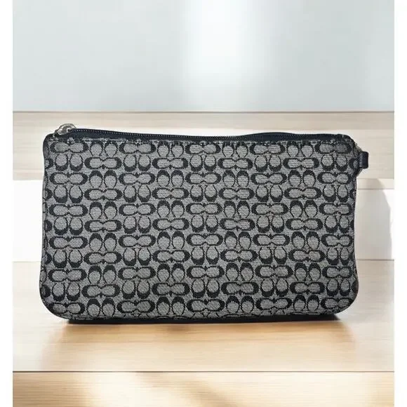 Y2K Coach Bundle of Two Soho Mini Signature Wristlets/Wallets - Picture 3 of 8